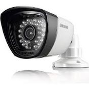 Boxed Samsung SDS-P3042 Home Security Camera Kit Set of 4 Indoor Outdoor Bullet Infra Red Cameras