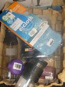 Lot to Contain 5 Assorted Lighting Items to Include Bodum Travel Flasks, Built Water Bottles,