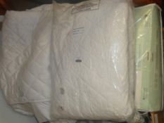 Lot to Contain 4 Assorted Natural Quilted Mattress Protectors Combined RRP £140 (RET00164820)(