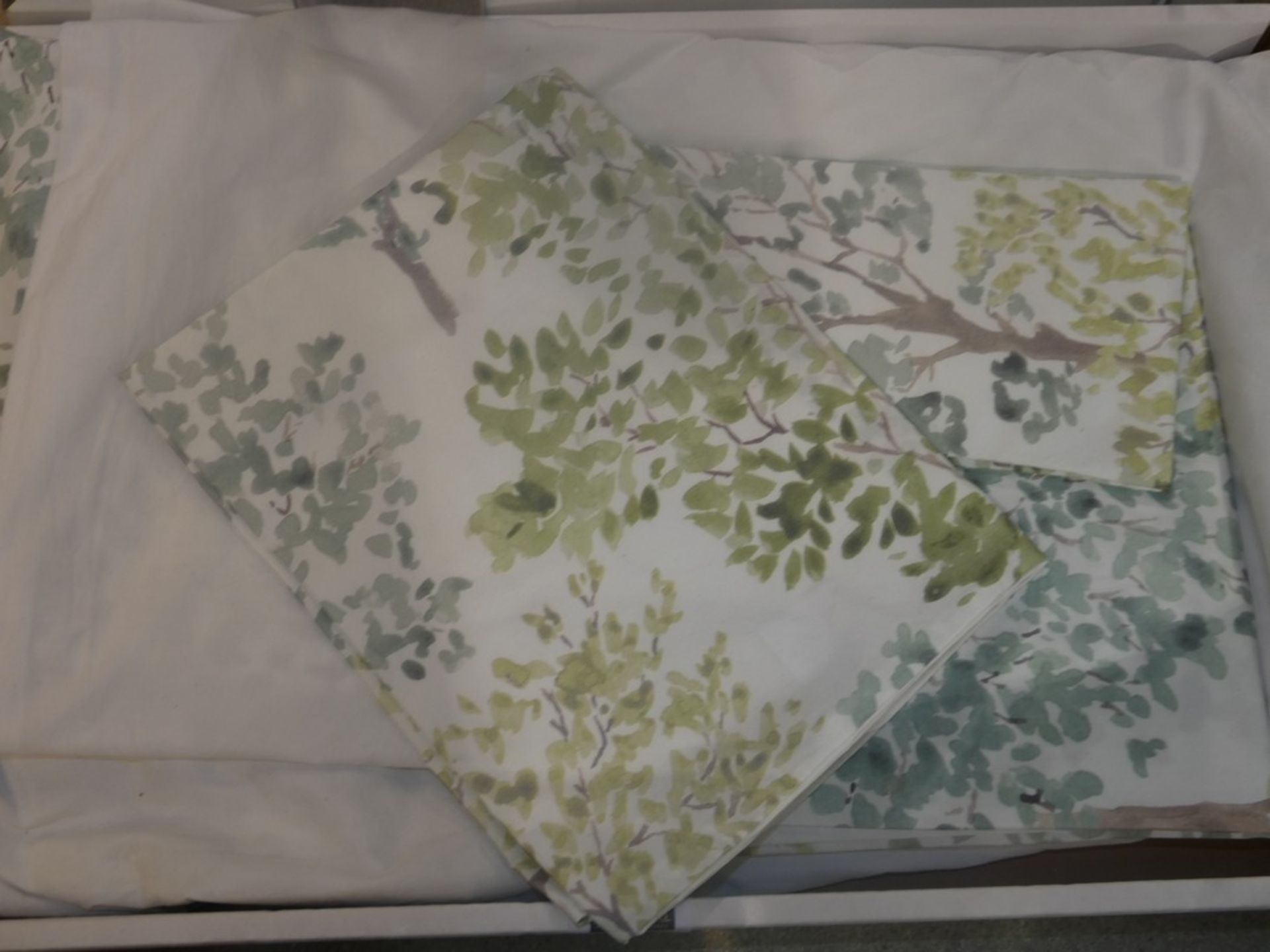 Floral Print Crisp and Fresh Duvet Cover Set RRP£75 (1891151)(Viewing or Appraisals Highly