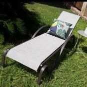 Boxed Set of 2 IXIA Tumbona LDK Multi Position Garden Lounger Chair Combined RRP £440 (12715) (