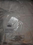 Super Soft and Silky Pure White Duvet Cover Set RRP£250 (1955975)(Viewing or Appraisals Highly