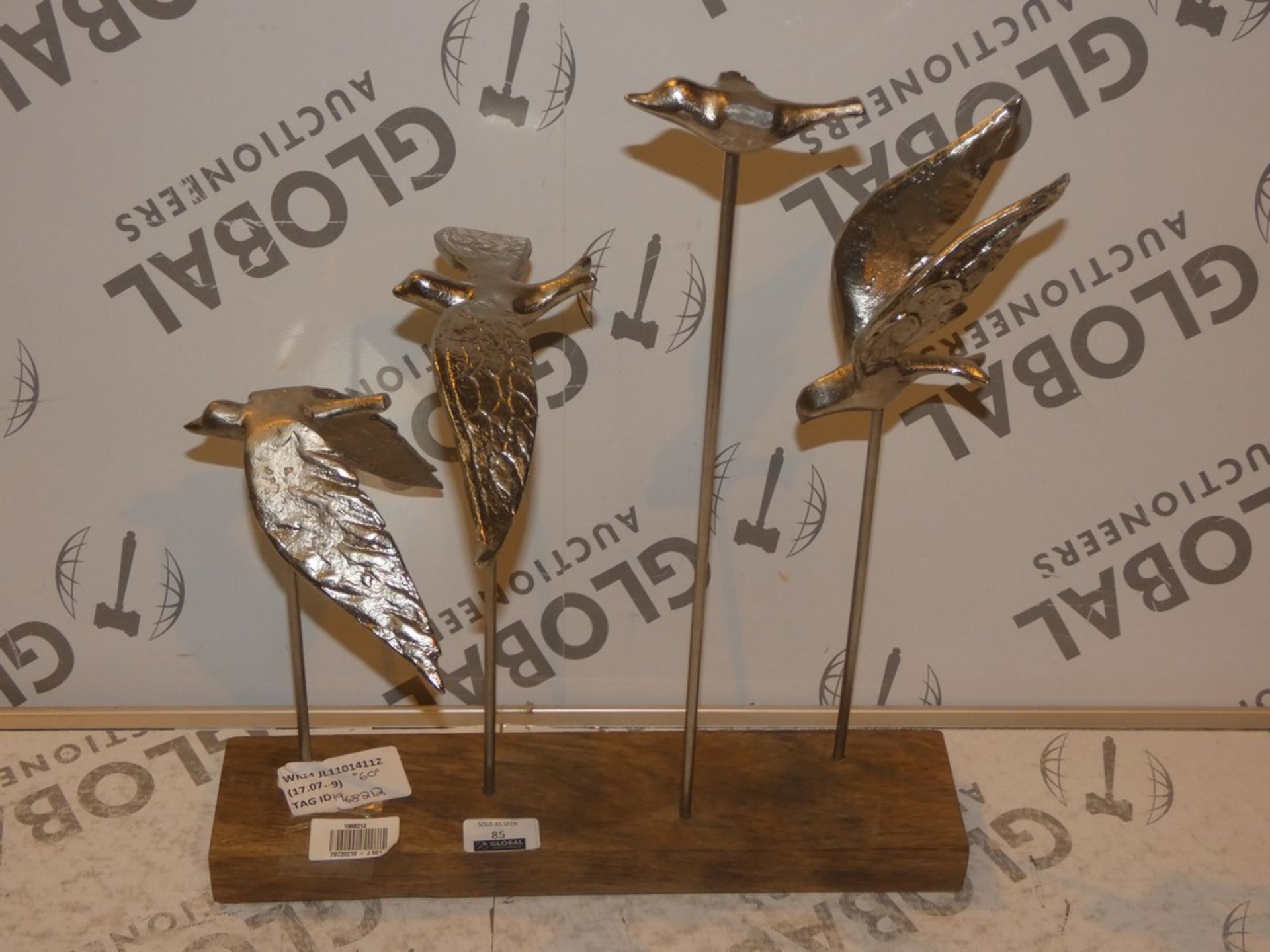 Flocking Birds Decorative Metal Sculpture RRP£60 (1968212)(Viewing or Appraisals Highly