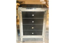 Hestier Four Drawer Tall Chester Drawers RRP £450 (Viewings Or Apprasisals Highly Reccomended)