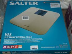 Boxed Assorted Pairs Of Salter Digital and Mechanical Weighing Scales RRP £35-£40 Each (ret00029027)