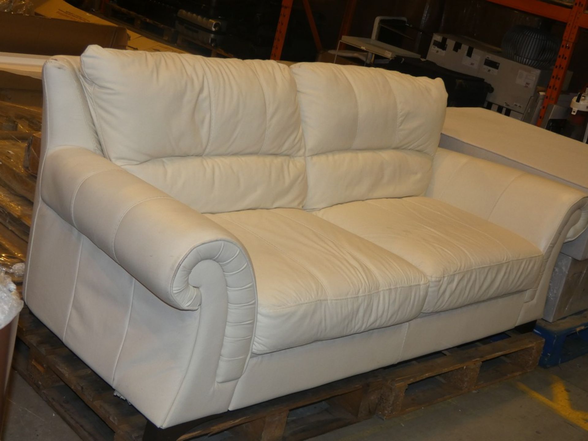 Cream Leather Large 3 Seater Designer Living Room Sofa (Viewings And Appraisals Highly Recommended)