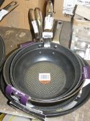 Lot To Contain 6 Assorted Tefal And Easy Glide Never Stick Frying Pans Combined RRP£230.00 (