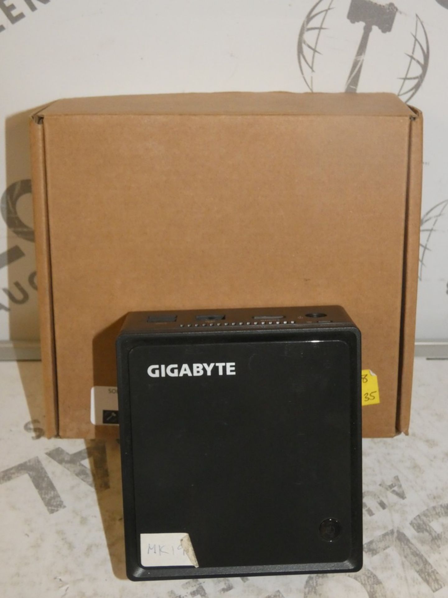 Boxed Gigabyte Brix GB-BXBT1900 Ultra Compact PC RRP£200.00 (Viewings or Apraisals Highly
