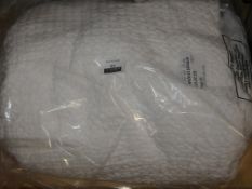 No143 Design Project Double Duvet RRP £80 (00136130)(Viewing and Appraisals Highly Recommended)