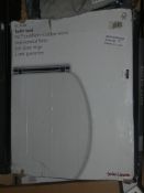 Lot To Contain 2 Assorted Solid White Wooden And Plastic Soft Closed Toilet Seats Combined RRP £