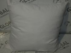 Uncovered John Lewis And Partners Duckfeather Small Scatter Cushions RRP£10.0(RET00136158)(