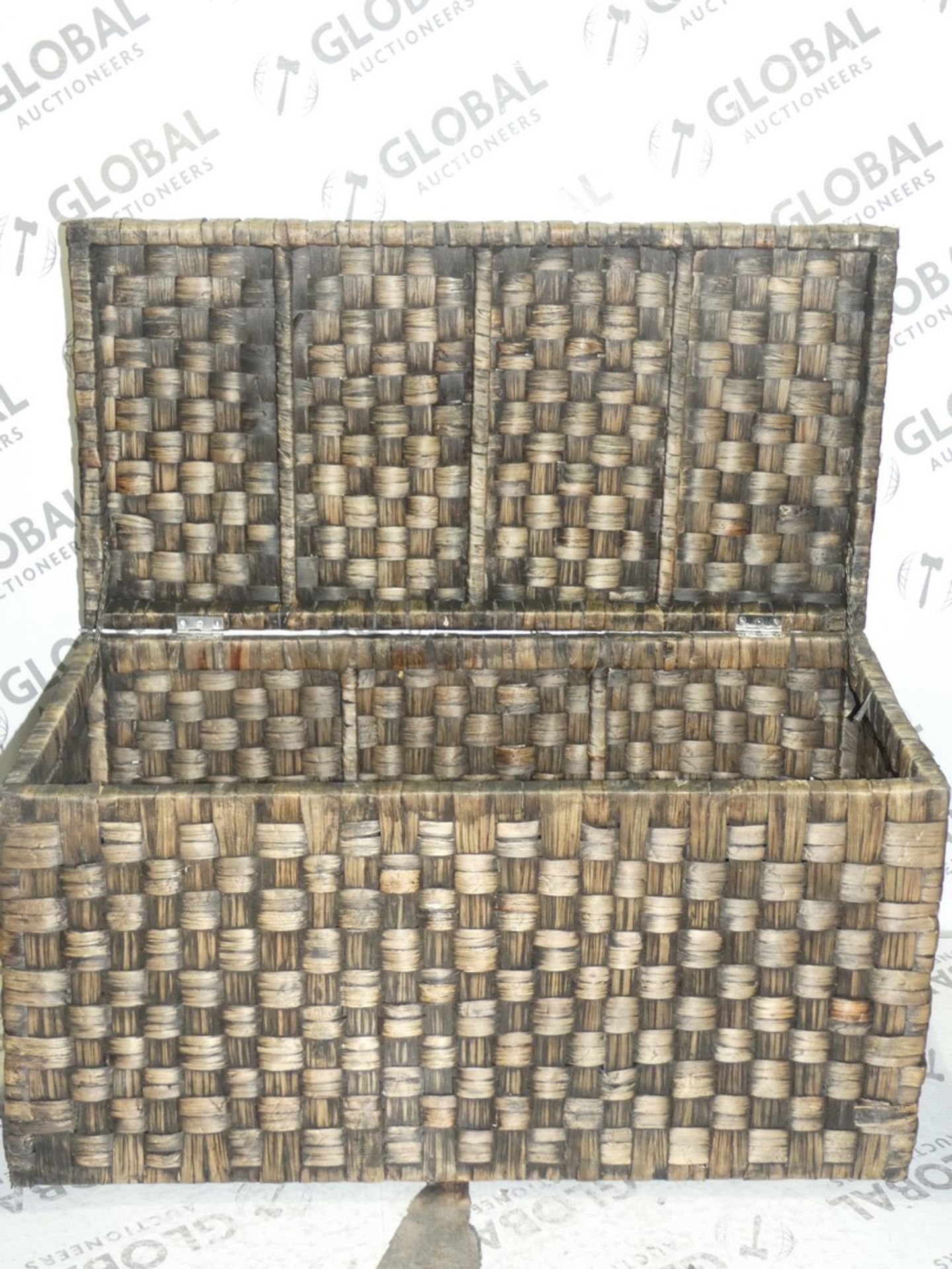 Boxed Fusion Dark Wash Water Hyacinth Trunk RRP £80 (2258183) (Viewings And Appraisals Highly