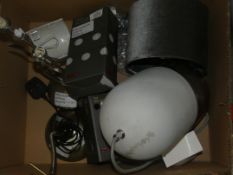 Lot to Contain 5 Assorted Lighting Items To Include Designer Touch Lamp Bases Designer Light