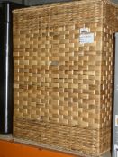 Wicker Twin Compartment Laundry Basket RRP£45.0 (2212132)(Viewings And Appraisals Highly