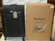 Boxed Antler Cyberlight 2 Exclusive Four Wheel Spinning Suitcase RRP£115.0 (2210890)(Viewings And