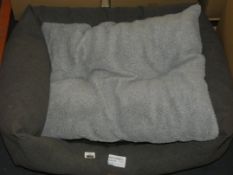 Ralph And Co Grey Large Designer Dog Bed RRP £105 (2253173) (Viewings And Appraisals Are Highly