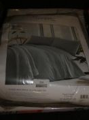 Lot To Contain Serene Duvet Studio Art Simply Smooth Duvet And A Pair Of Leaf Pattern Curtains