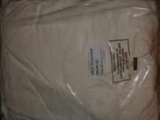 John Lewis 400 Thread Count Duvet Set RRP £90 (RET00379071) (Viewings And Appraisals Are Highly