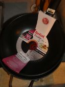 Assorted Items To Include 2 Tefal Pans And 1 Never Stick Easy Glide Pan RRP £35-55 (RET00306226) (