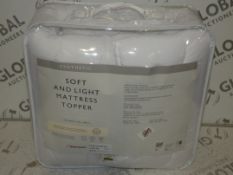 Synthetic Soft And Light Mattress Topper RRP£40.0 (2290595))(Viewings And Appraisals Highly