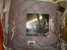 Quilted Roberts Quilted Satin Bedspread RRP £60 (Viewing or Appraisals Highly Recommended)