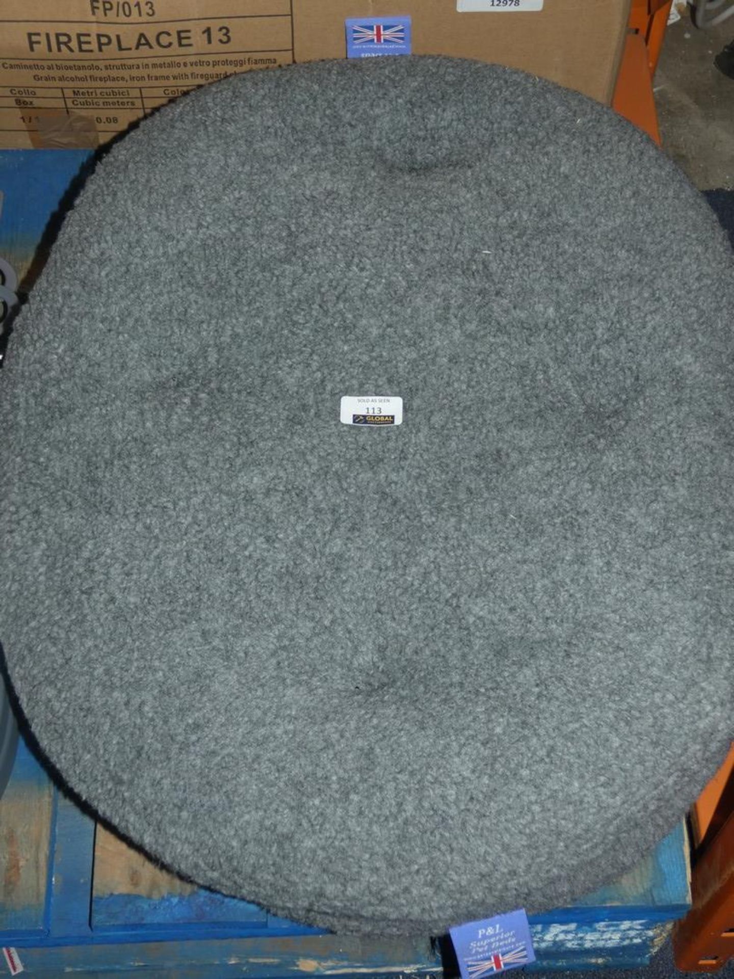 P&L Superior Pet Beds (Viewing or Appraisals Highly Recommended)