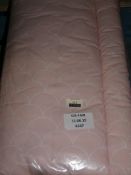 Brand New And Sealed Pink And White Cot Bumper Pack