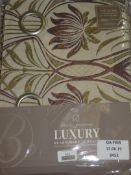 Brand New Pair of Bellfield Furnishings Ready Made Eyelet Headed Curtains (8451)