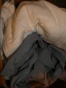Lot To Contain 6 Assorted Bedding Items To Include Cotton Quilted Pillow Cases Flat Sheets And