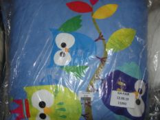 Assorted Designer Owl Print Scatter Cushions And Bird Scatter Cushions (Viewings/Appraisals Highly