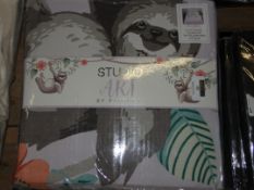 Assorted Studio Art By Report Single And Double Duvet Covers RRP£35.0-40.0 (Viewing/Appraisals