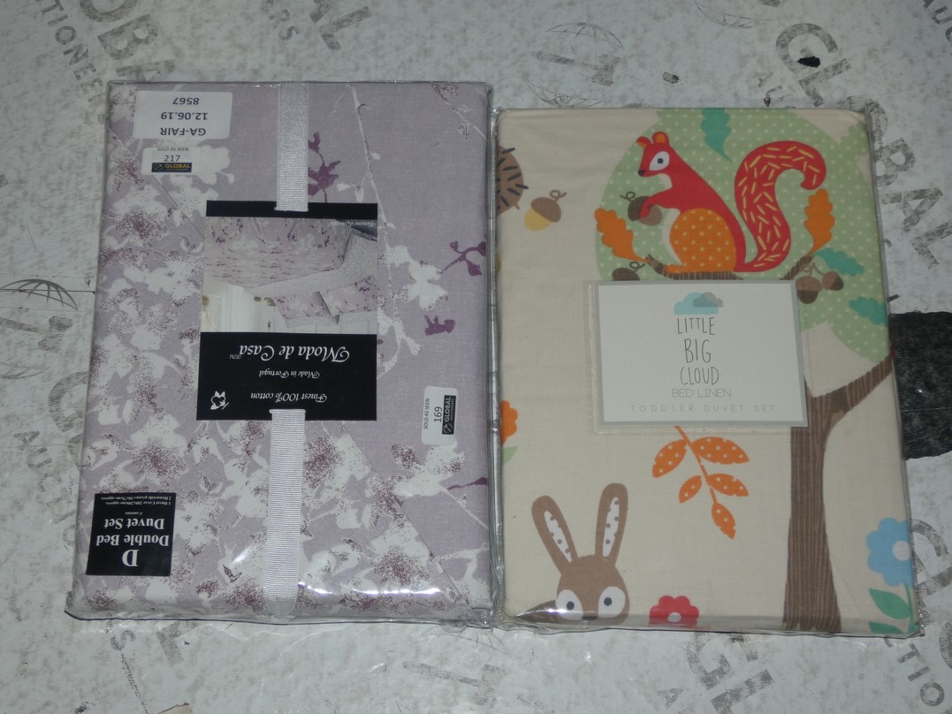 Assorted Brand New Items to Include Moda De Casa Finest Bed Linen Double Duvet Set and a Little