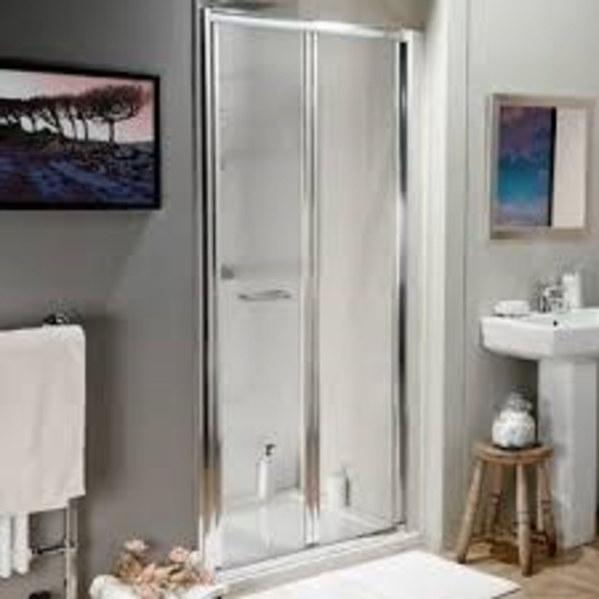 Boxed Shower Screen RRP £90 (Viewing/Appraisals Highly Recommended)