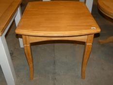 Small 2 - 4 Seater Light Oak Mini Extension Dining Table