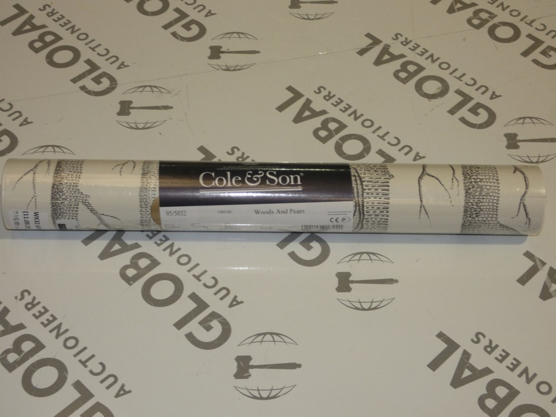 Brand New and Sealed Roll of Cole and Son Woods and Pairs 10.05m x 53cm Wallpaper RRP £85 (