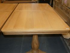 Large Solid Wooden 6 - 8 Seater Oak Extending Dining Table RRP £1,199