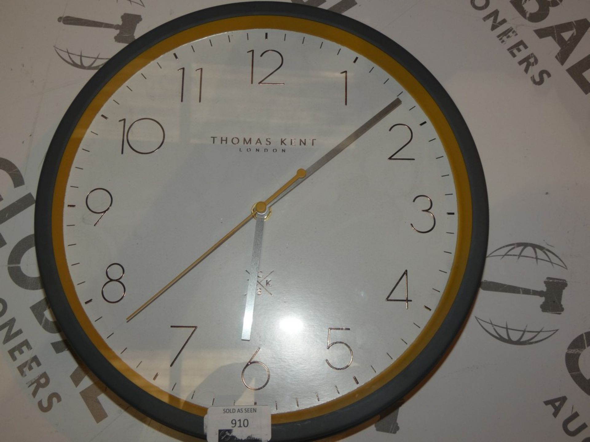 Thomas Kent of London Laura Yellow and Grey Wall Hanging Clock RRP £50 (RET00787870) (Public Viewing
