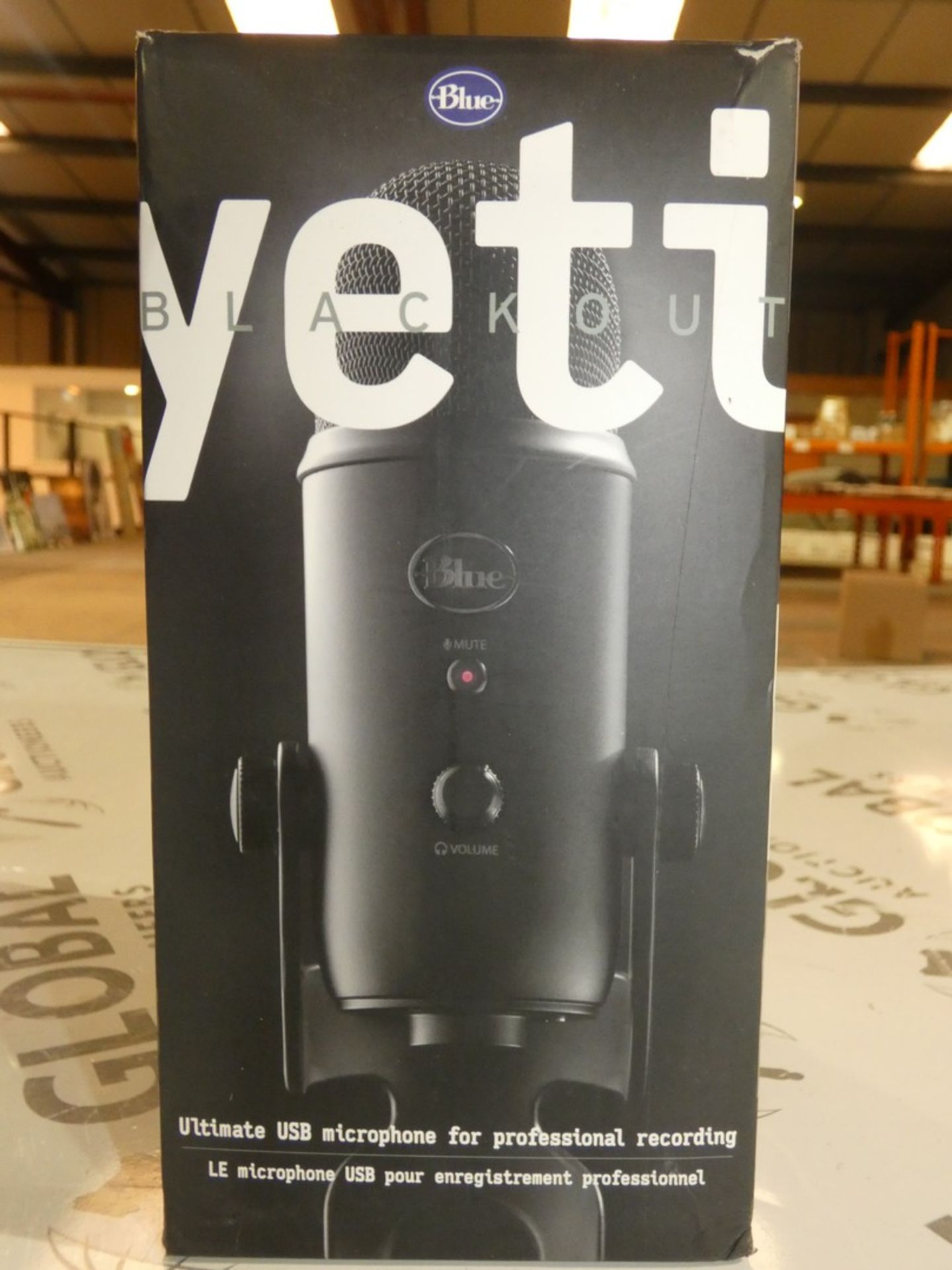 Boxed Yetti Blackout Ultimate USB Professional Microphone RRP £110