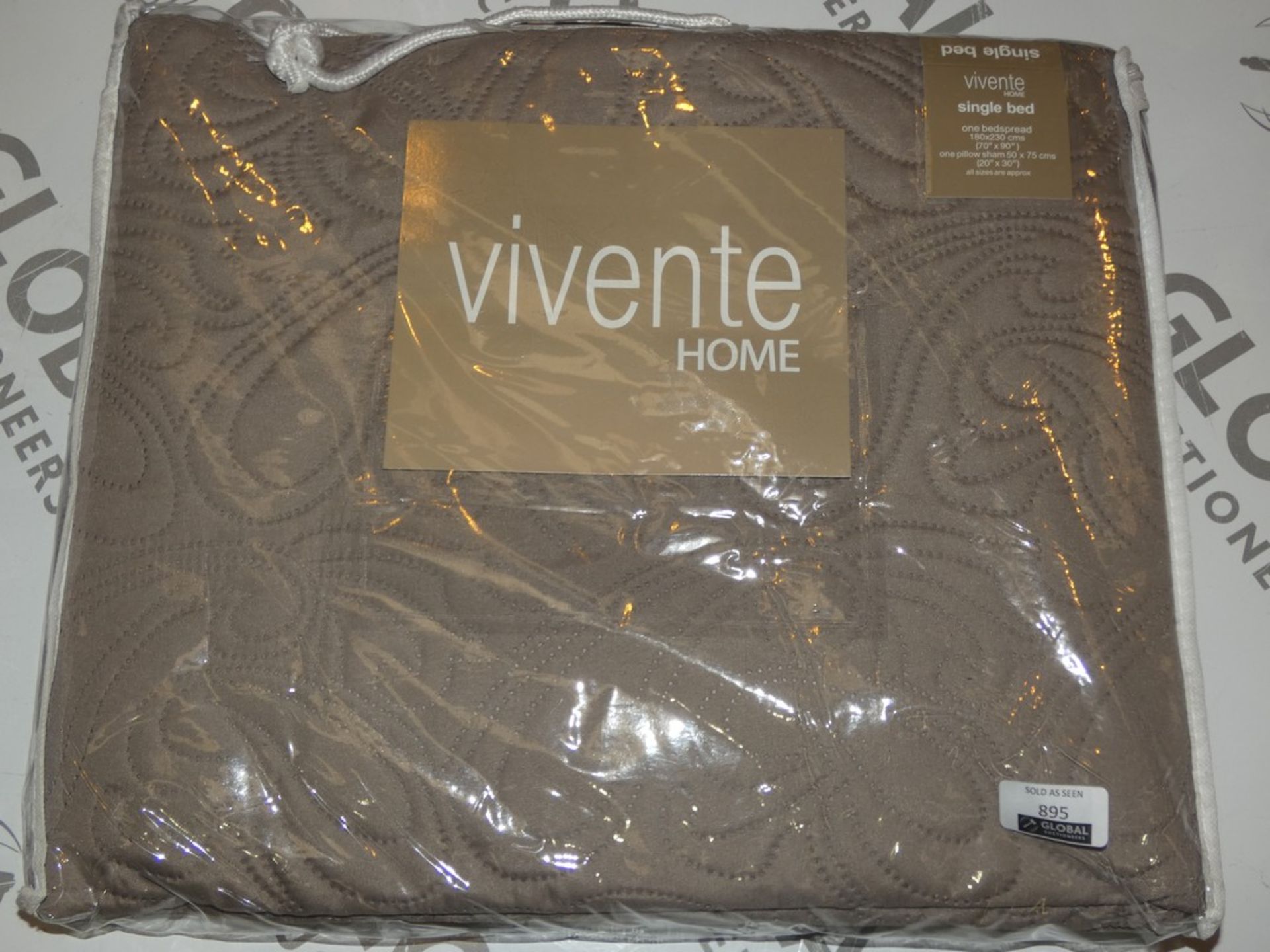 Boxed Vervente Home Single Bed Runner RRP £50 (11209) (Public Viewing and Appraisals Available)