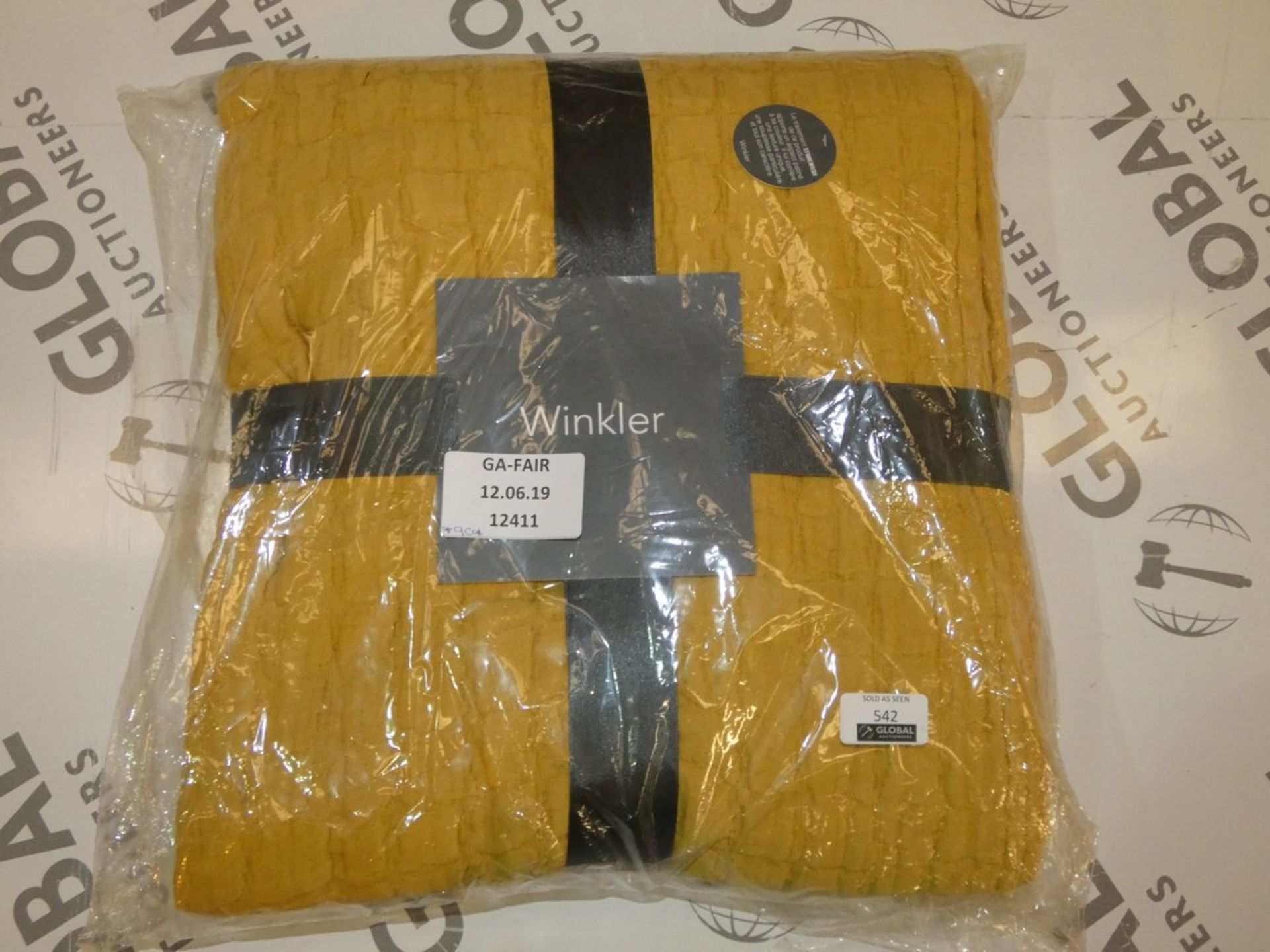 Wrinkler Yellow Mustard Seed Designer Throw RRP £90 (12411) (Public Viewing and Appraisals