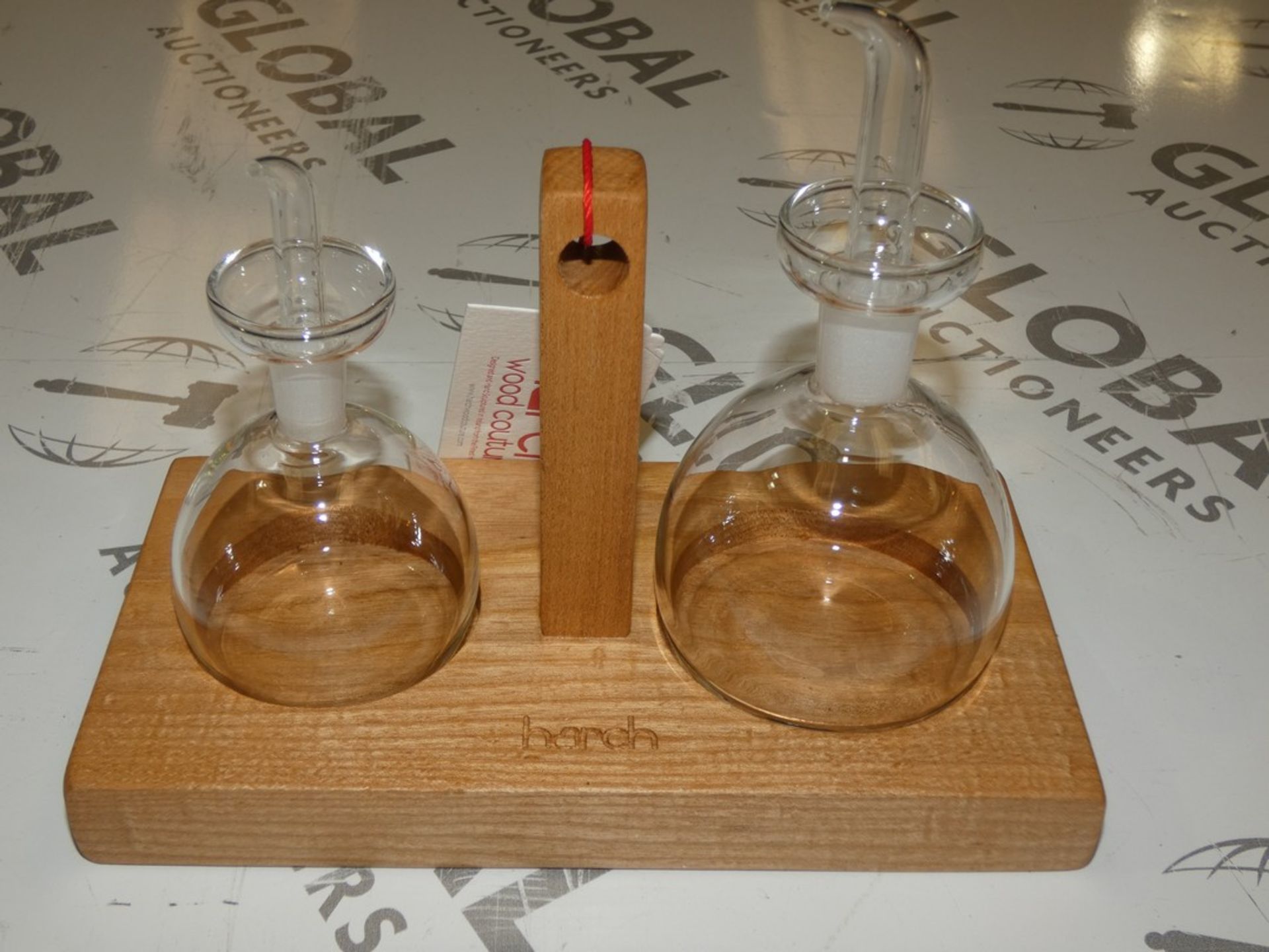 Boxed Harch Wooden Oil and Vinegar Pouring Set RRP £50 (14357) (Public Viewing and Appraisals