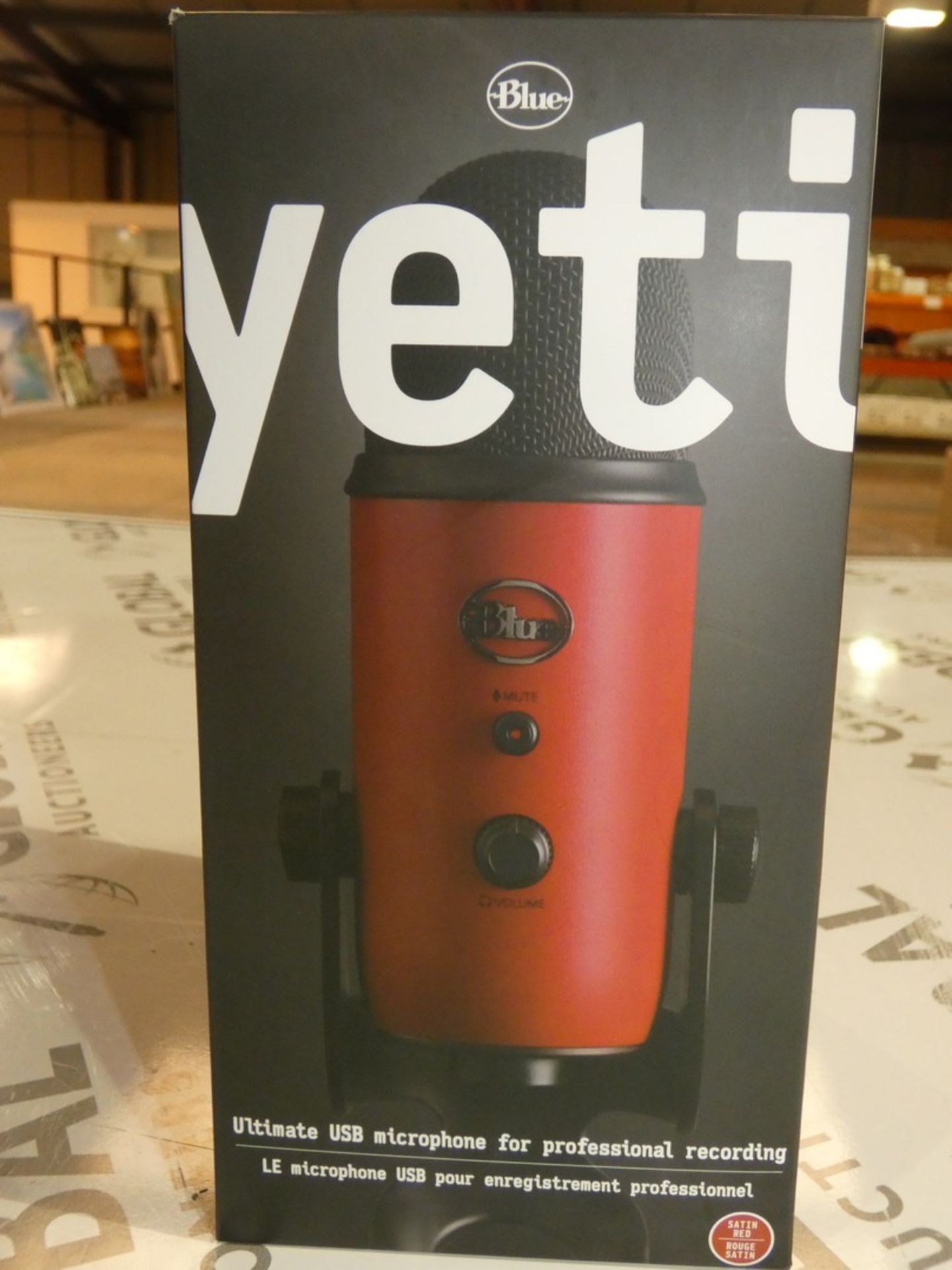 Boxed Yetti Ultimate Professional USB Microphone For Professional Recording In Red RRP £110