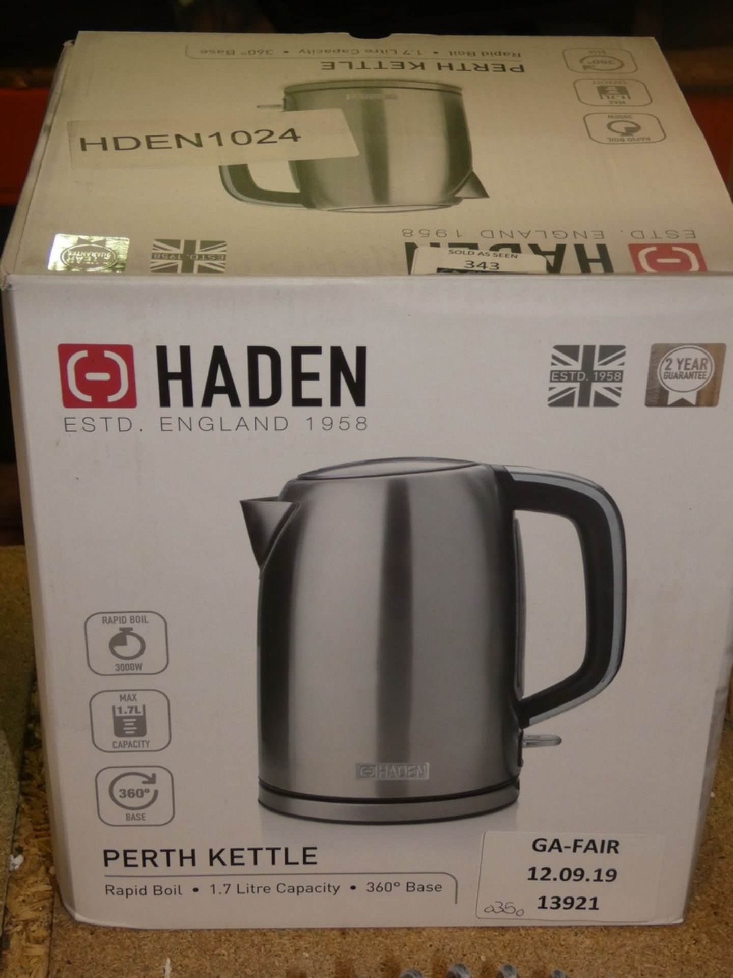 Boxed Haden 1.7L Rapid Boil Kettle RRP £60 (13921) (Public Viewing and Appraisals Available)