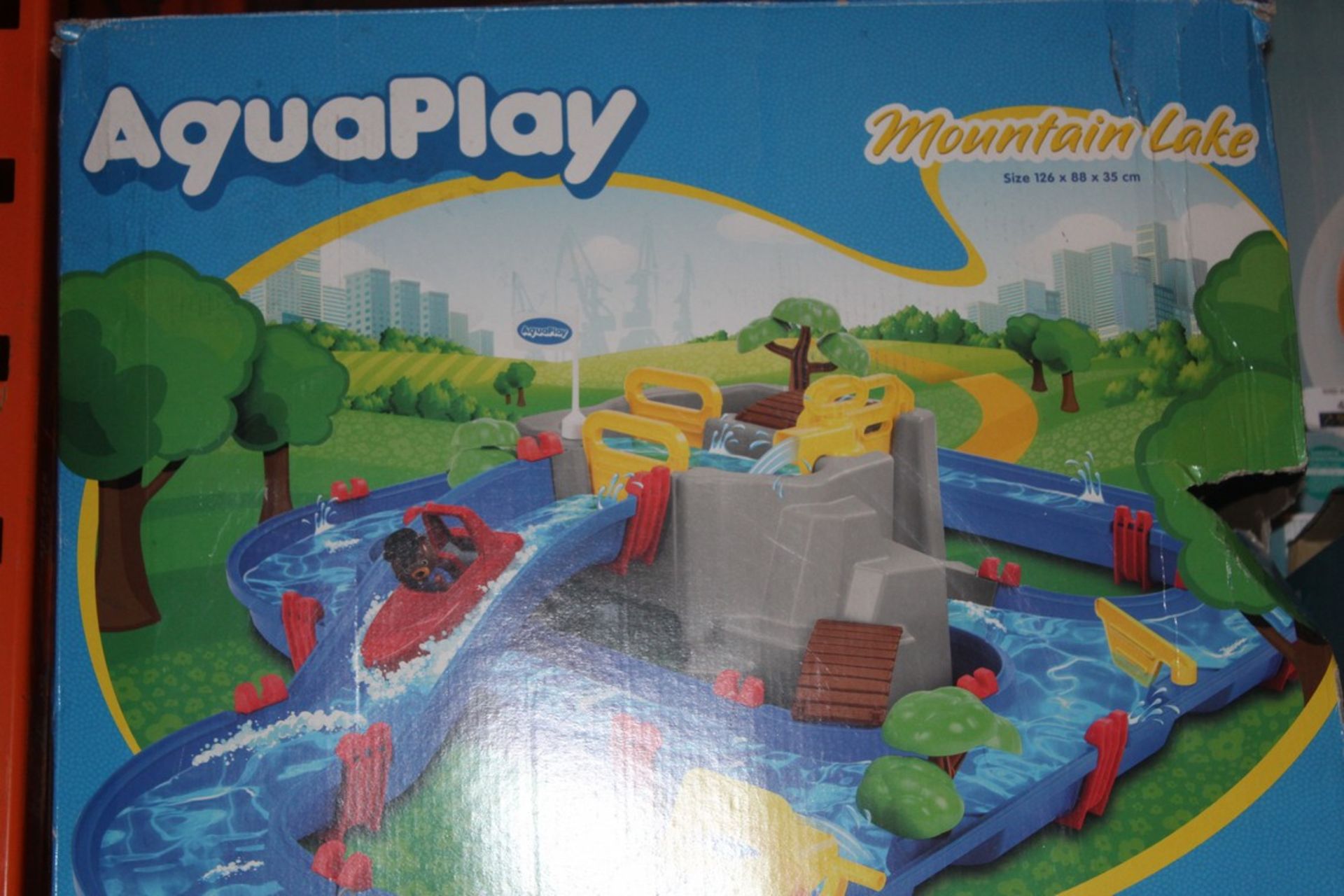 Boxed Aqua Play Mounting Lake Plastic Water Place Set RRP £60 (2949959) (Public Viewing and