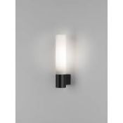 Boxed Astro Bari Polished Chrome One Light Wall Light RRP £60 (2701880) (Public Viewing and