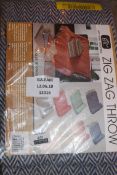 Lot to Contain 4 Assorted Items to Include a Zig Zag Throw, Emperor Collection 400 Thread Count