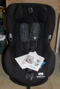 Boxed Maxi Cosy Axis In Car Children's Safety Seat RRP £150 (3103110) (Public Viewing and Appraisals