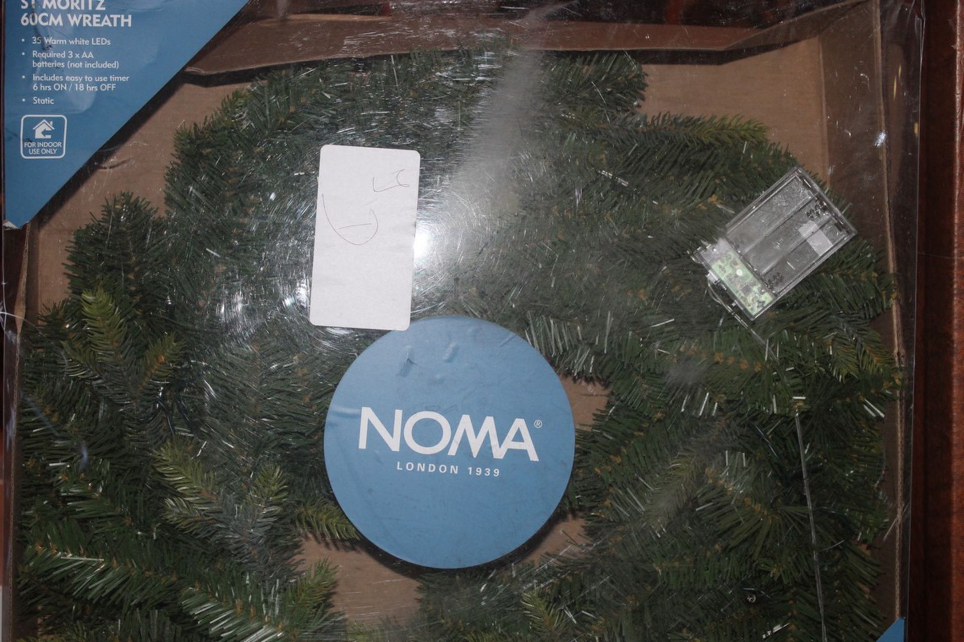 Boxed Noma ST Moritz LED Wreath RRP £65 (Public Viewing and Appraisals Available)