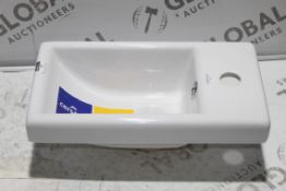 Boxed Cersanit Como Small Basin Washroom Sink RRP £55 (13011) (Public Viewing and Appraisals