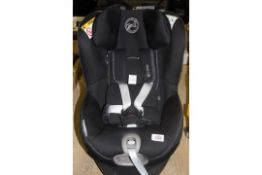 Cybex In Car Children's Safety Seat With Base RRP £260 (30118759) (Public Viewing and Appraisals
